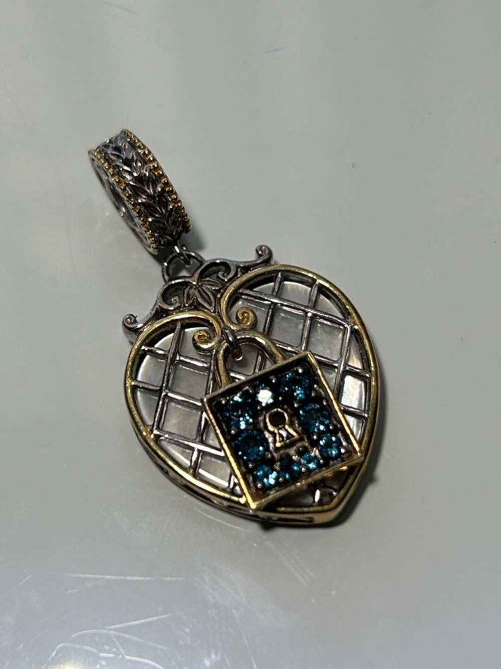 NWOT Gems En Vogue Palladium 18k Gemstone Padlock Heart Euro Style Charm